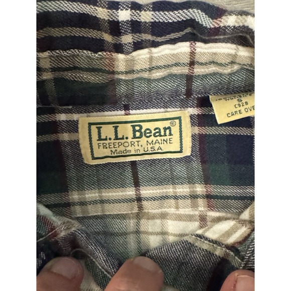 LL Bean Vintage Women's Flannel Shirt Small Green Plaid Button-Up 90s Y2K - Picture 3 of 7